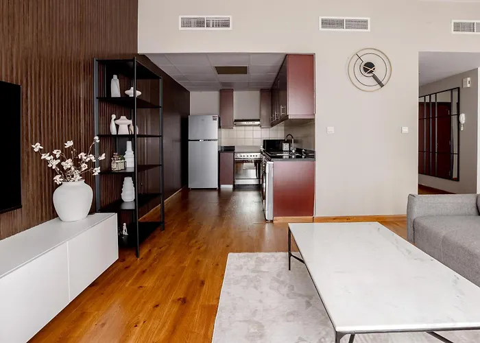 Beautiful 1 Bedroom By The Jbr Beach! Bahar