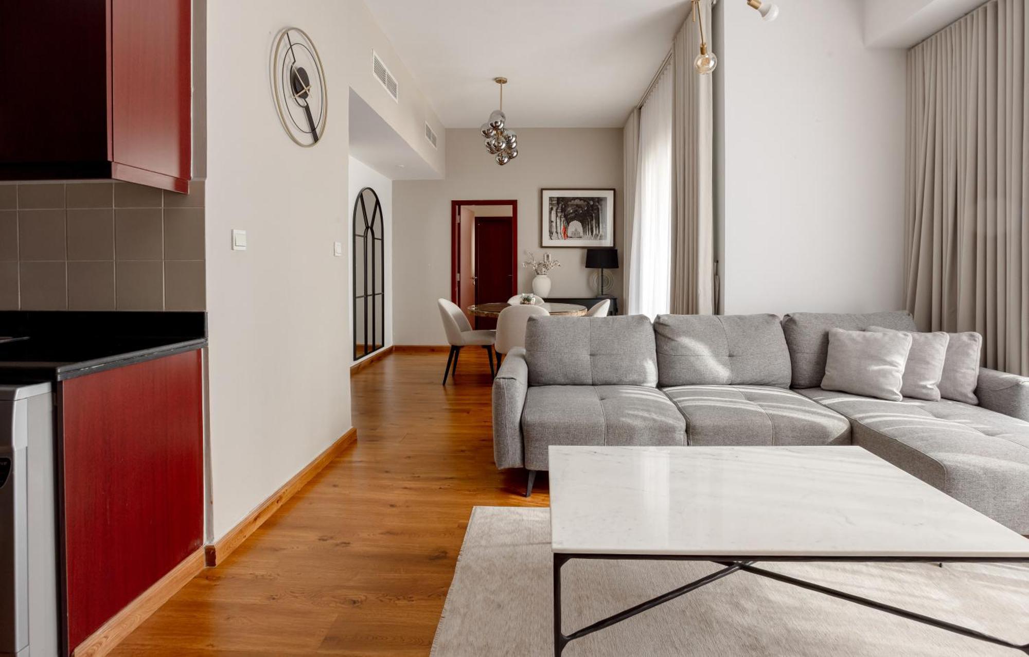 Beautiful 1 Bedroom By The Jbr Beach! Bahar Апартаменти *